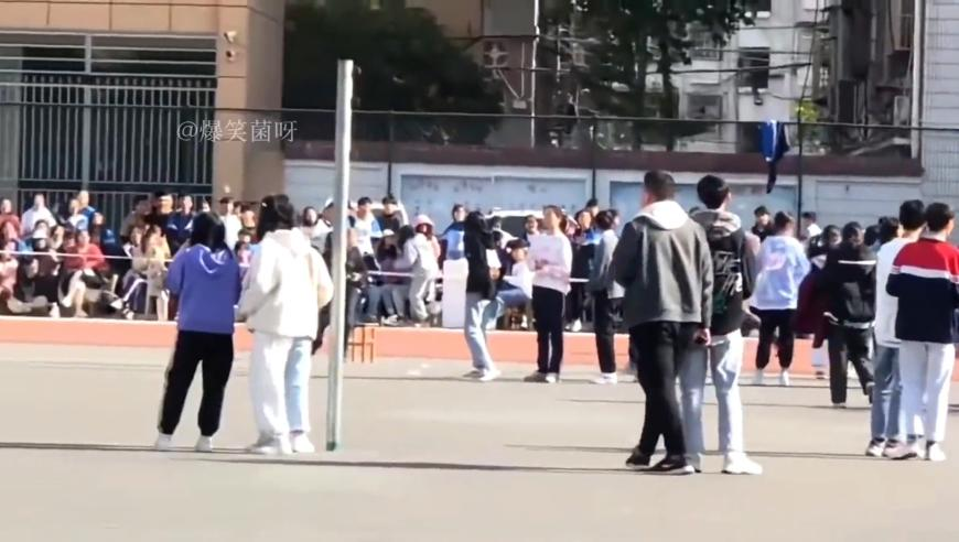 西班牙国王体验华为三折叠,管家婆最准的资料大全一,成语解释落实可能存在的问题_探索版V13.47