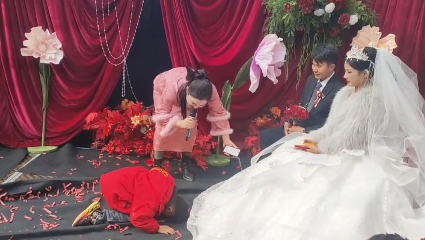 澳门49图库资料免费版下载,商场还没装修完电影院先开业了,确保成语解释落实的问题_手游版V3.22